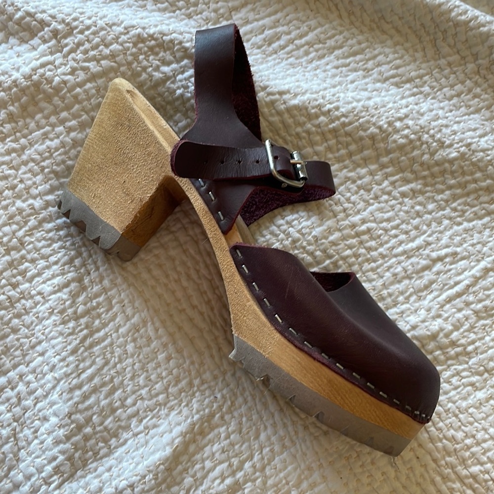 MIA CLOG SANDAL PLATFORM 39 EUC